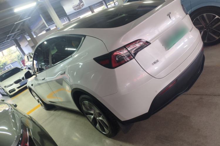 Used Tesla Model Y 2021 Long-Range All-Wheel-Drive Version