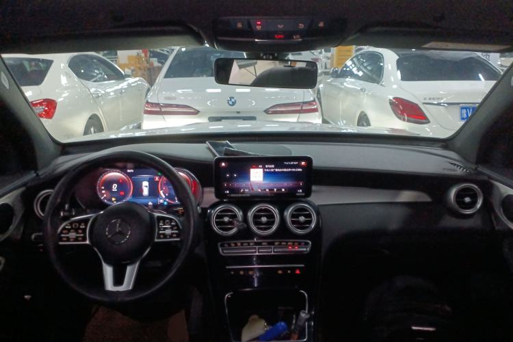 Used Mercedes-Benz GLC 2022 Refreshed GLC 260 L 4MATIC Dynamic Edition