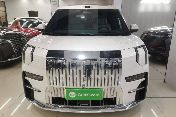 Used Zeekr 009 2024 Six-Seat Executive Version 4WD 108 kWh Front