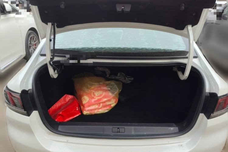 Used Peugeot 308 2016 1.6L Automatic Luxury Edition Trunk