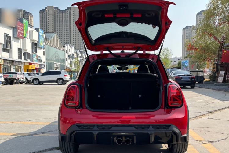 Used MINI 2023 Updated 2.0T COOPER S Racing Driver Interior 6