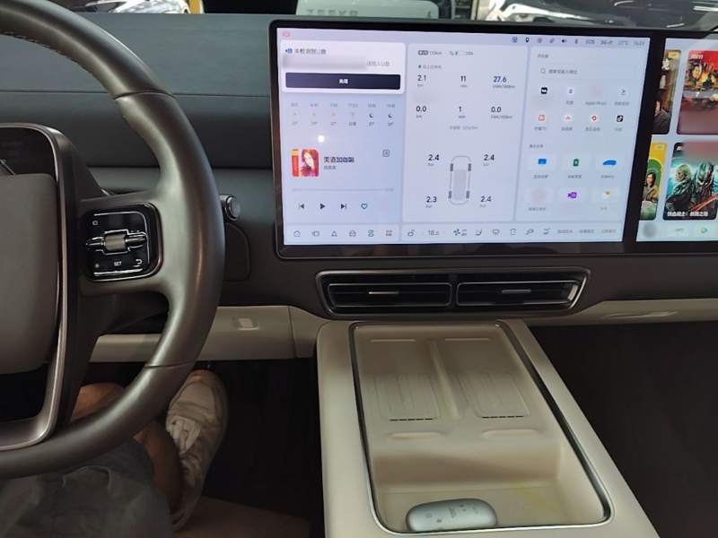 Used Li Auto MEGA 2024 Ultra Model — 9