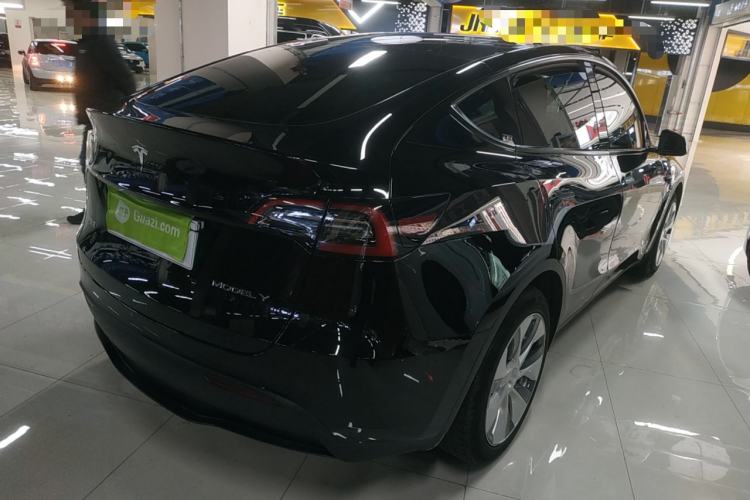 Used Tesla Model Y 2021 Standard Range Rear-Wheel Drive Version