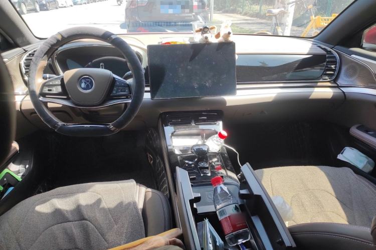 Used BYD Han 2022 DM-i 121KM Prestige Model