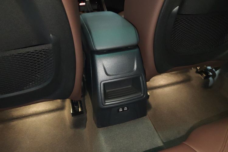 Used BMW 1 Series 2019 120i Leading Model M Sport Package Interior 7