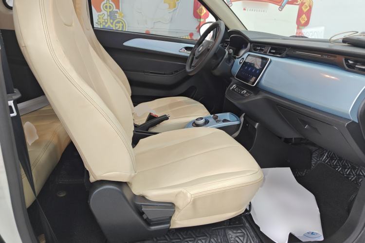 Used Brilliance Xinri i03A 2022 Online Ride-Hailing Custom Edition
