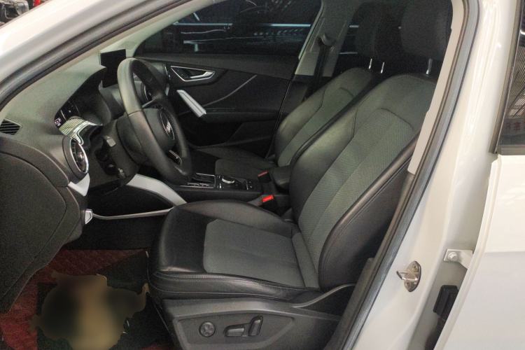 Used Audi Q2L 2018 35 TFSI Fashionable & Elegant Version China VI Emission Standard Left Front Seat