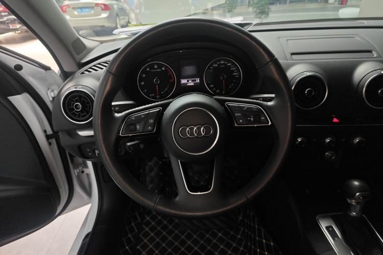 Used Audi A3 2020 Restyled Limousine 35 TFSI Ambition Version China VI