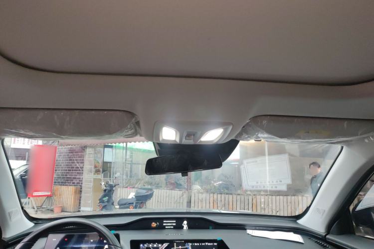 Used Oshan Z6 2022 Blue Whale 1.5T DCT Smart Edition
