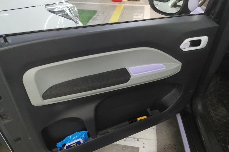 Used Chery New Energy QQ Ice Cream 2022 170km Sundae Phosphate Lithium-Ion