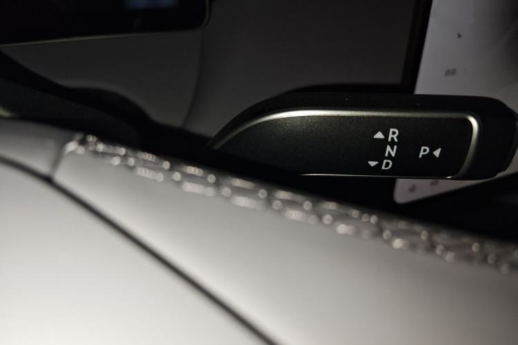 Used Nio ET5T 2025 100kWh Touring Gear Lever