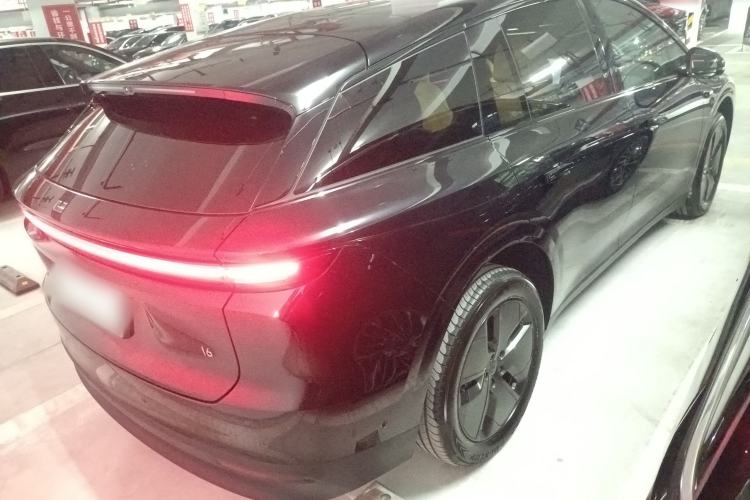 Used Li Auto i6 2025 Model Two-Wheel-Drive Standard Type
