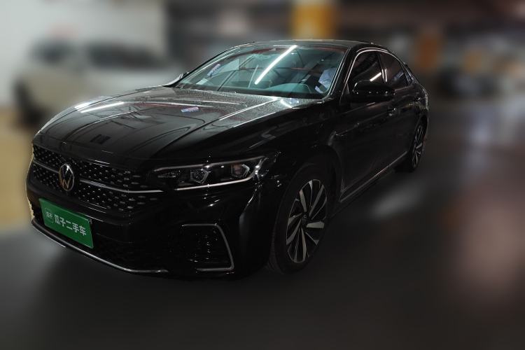 Used Volkswagen Passat 2022 330TSI Starry Luxury Edition