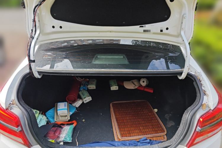 Used Toyota YARiS L Zhi Xiang 2017 1.5E CVT Dynamic Edition Trunk