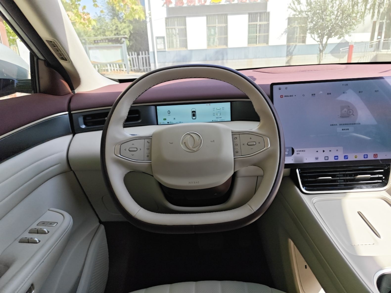 Dongfeng Aeolus L8 2025 Model 185KM Dream Edition — снимка 13