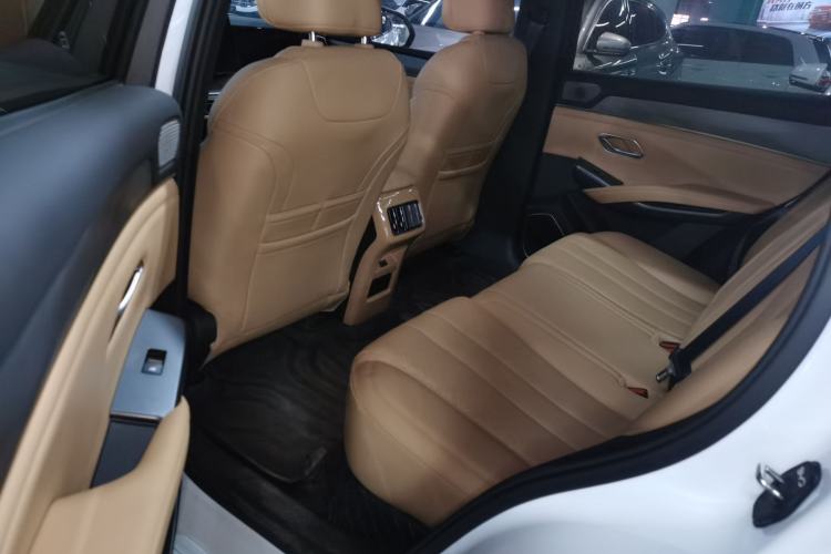 Used BYD Song L DM-i 2024 112 km Leading Edition