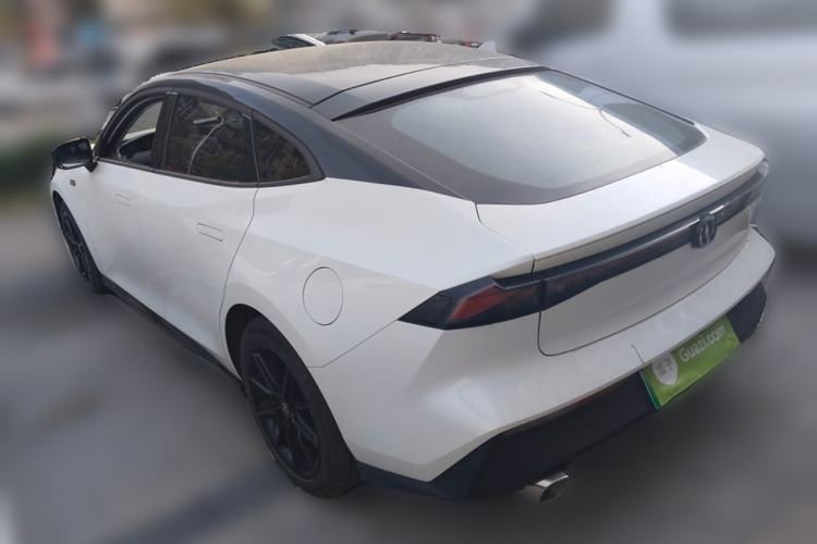 Used CHANGAN UNI-V iDD 2023 Zhidian iDD 1.5T 113km Smart & Fun Version (Rapid Edition) Rear Left 45 Deg