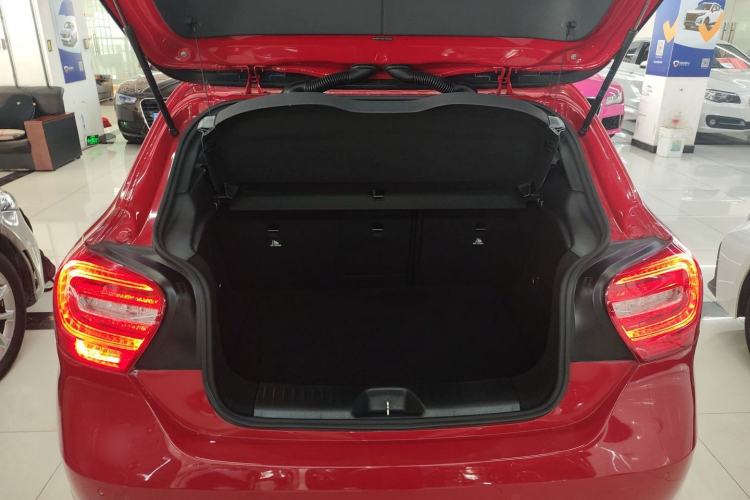 Used Mercedes-Benz A-Class 2015 A 180 Standard Model