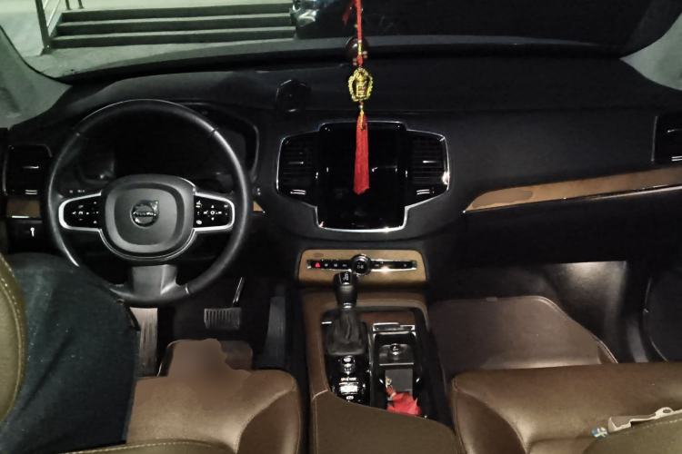 Used Volvo XC90 2020 Facelifted T6 Zhiyi Luxury 7-Seater
