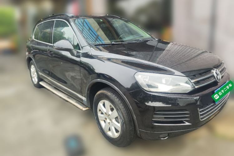 Used Volkswagen Touareg 2011 3.0 TDI Diesel Standard Version Front Right 45 Deg