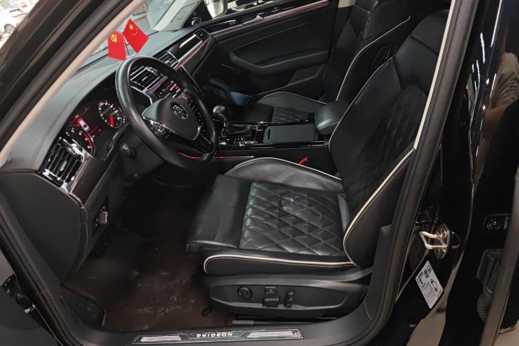 Used Volkswagen Phideon 2019 380TSI Two-Wheel Drive Flagship Version China VI Standard