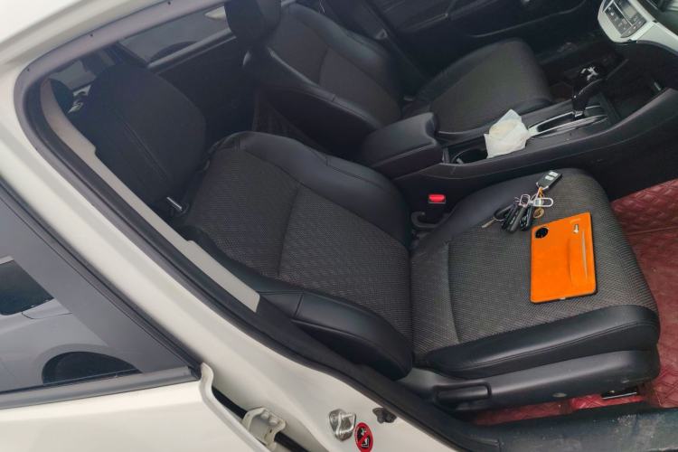 Used Honda Jade 2017 1.8L automatic Comfort version 5 seats