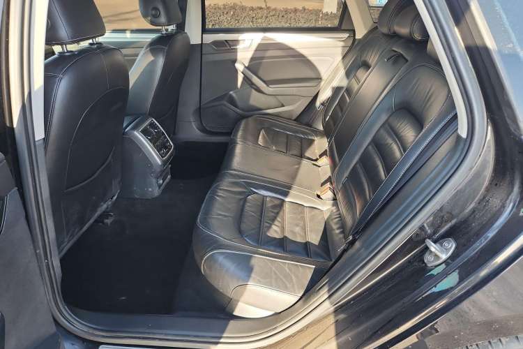 Used Volkswagen Passat 2016 330TSI DSG Luxury Edition