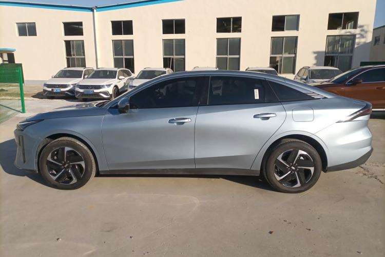 Used Geely Galaxy L6 2025 EM-i 140km Starship Edition