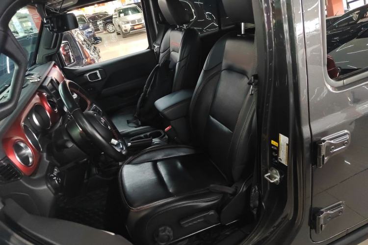 Used Jeep Wrangler 2021 2.0T Robin Hood Four-Door Edition