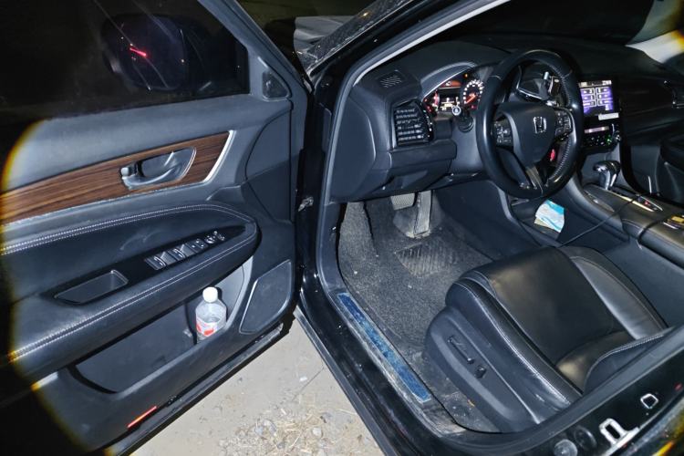 Used Honda Avancier 2017 240TURBO Two-Wheel Drive Luxury Edition
