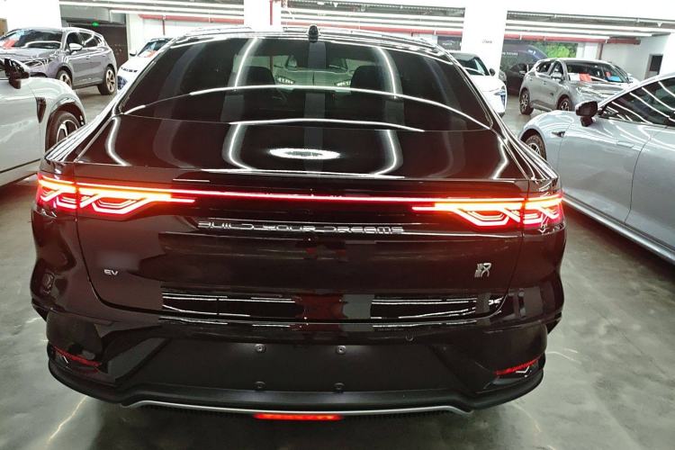 Used BYD Han 2025 EV with 701 km of Laser Radar-Enabled Intelligent Driving