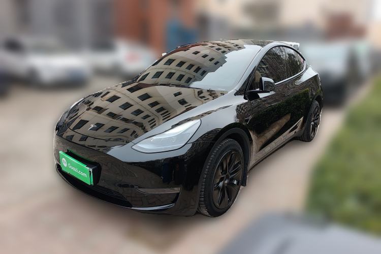 Used Tesla Model Y 2023 Long-Range All-Wheel-Drive Version