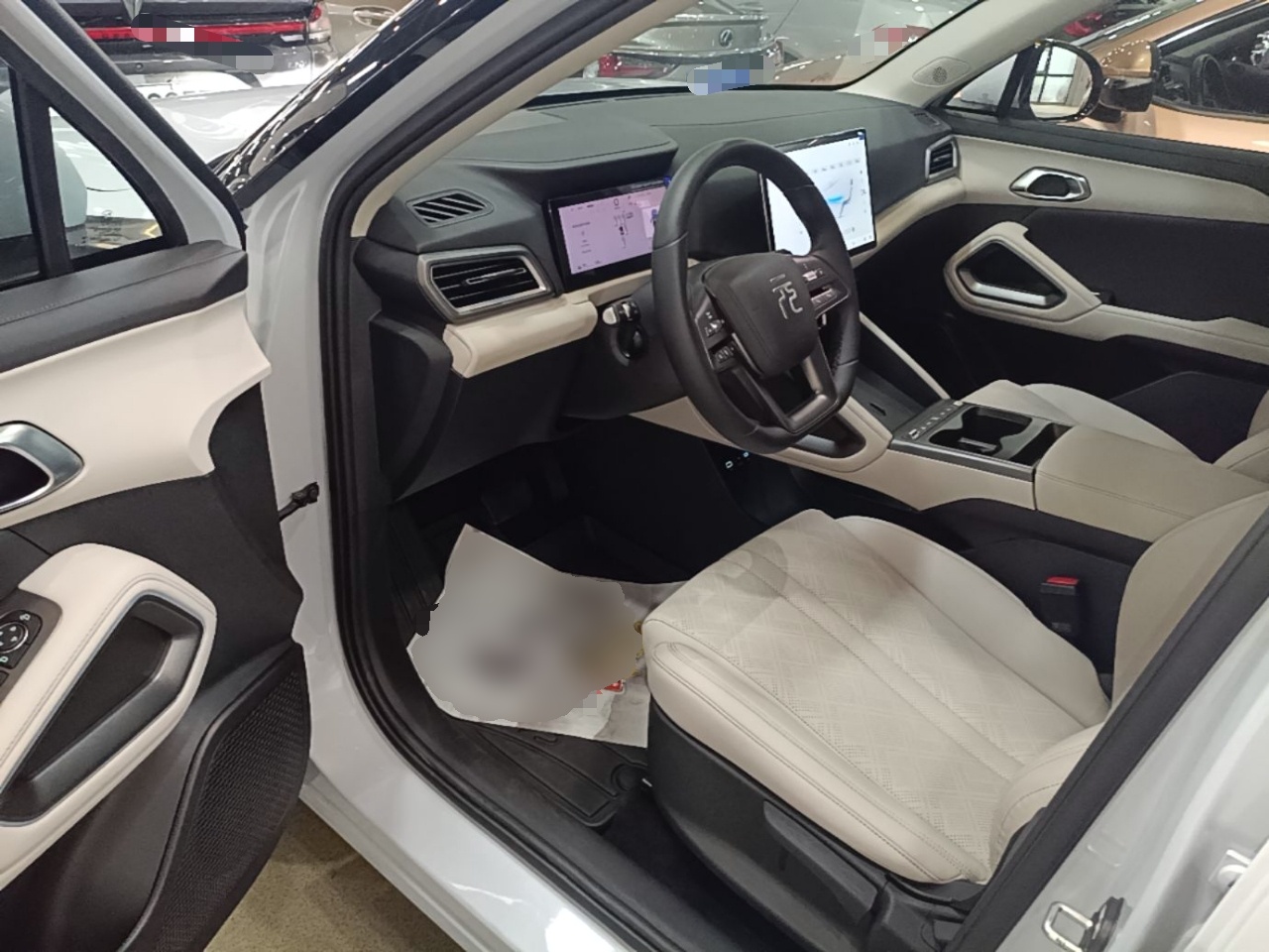 BYD Yuan UP 2025 Intelligent Driving Version 401 KM Dynamic Edition — снимка 18