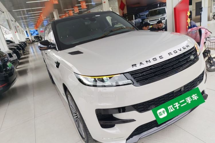 Used Land Rover Range Sport 2025 400PS Dynamic HSE Exterior 1