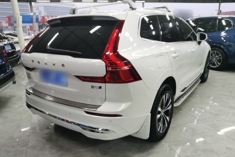 Used Volvo XC60 2023 B5 4x4 Smart Luxury Edition