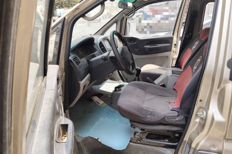 Used FORTHING Lingzhi 2015 M5 Q7 2.0L 7-seat Long-Wheelbase Comfort Model
