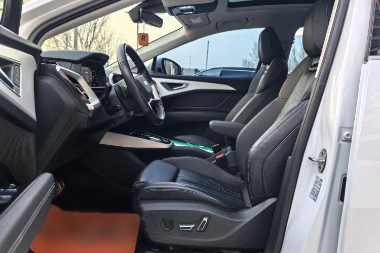 Used Audi Q5 e-tron 2023 40 e-tron Shining Edition Brocade Suit
