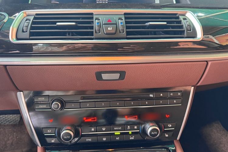 Used BMW 5 Series GT 2015 535i Leading Model