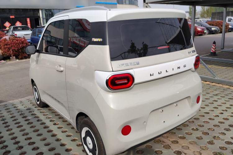 Used Wuling Hongguang MINIEV 2024 3rd Generation 170 km Exterior 2