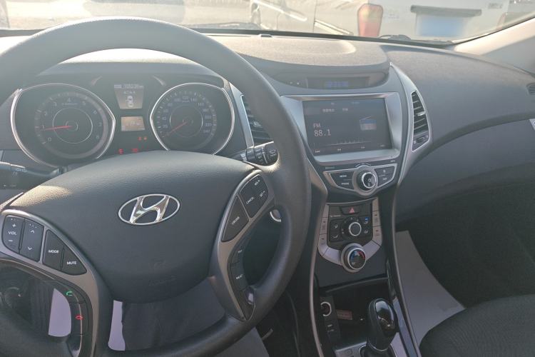 Used Hyundai Elantra (5th Generation / Langdong) 2016 1.6L Automatic Prestige Model