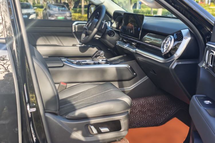 Used Tank 400 2025 2.0T Gasoline Version