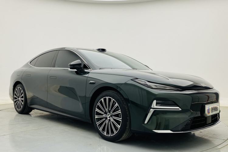 Used Geely Galaxy 8 2025 130km EM-P Starship Edition
