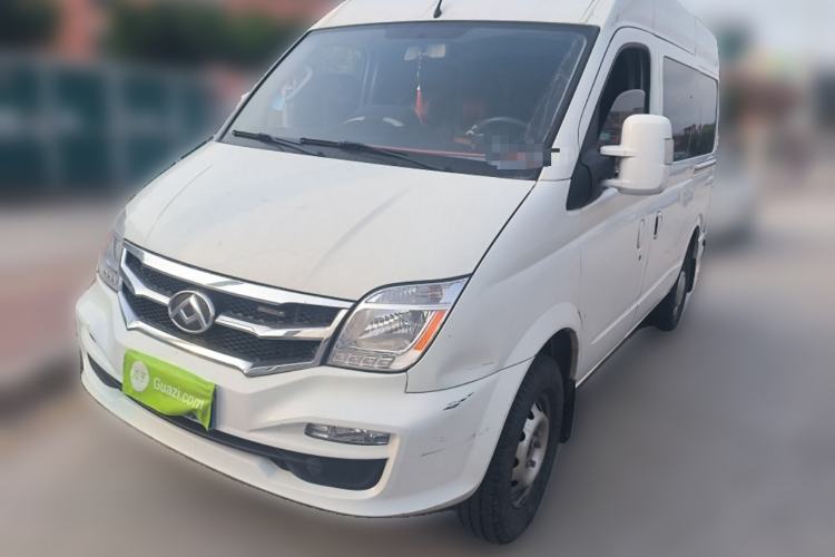 Used SAIC MAXUS Xintu V80 2020 2.5T Manual Classic City Delivery King Short Wheelbase Mid-Roof Design 2/3 Seats