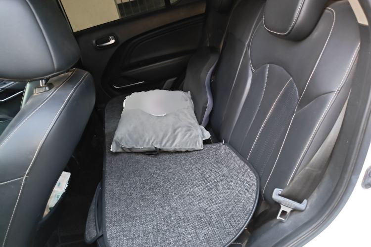 Used GAC Trumpchi GS3 2021 POWER 270T Automatic Luxury Edition Left Rear Seat