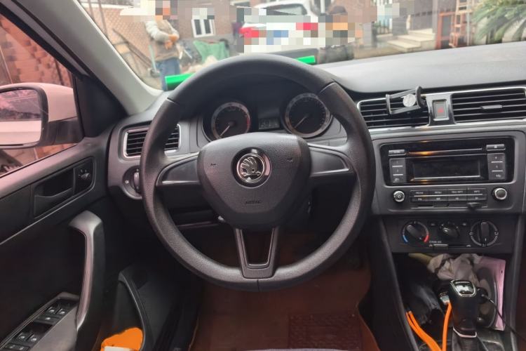 Used Skoda Rapid Spaceback 2018 1.6L Automatic Standard Edition