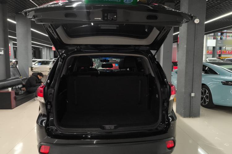 Used Toyota Highlander 2018 2.0T Four-Wheel Drive Luxury Version 7 Seats China VI Standard