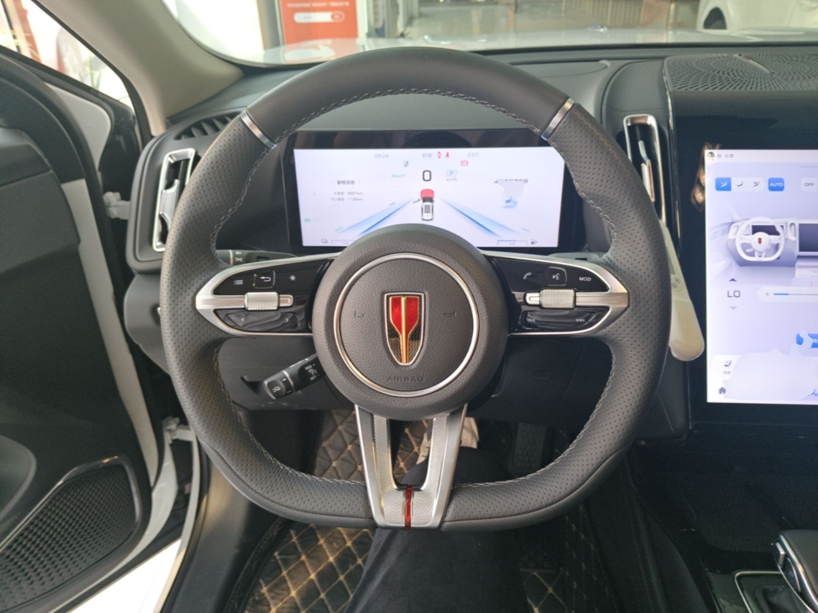 Hongqi HS3 PHEV 2024 PHEV 115km Jingwei Edition — снимка 13