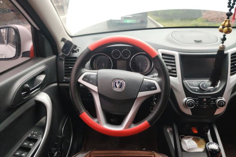 Used CHANGAN CS35 2016 1.6L Manual Luxury Model China IV Standard Steering Wheel