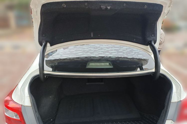 Used Nissan Sylphy 2019 1.6XV CVT Smart Connect Luxury Edition China V Standard Trunk