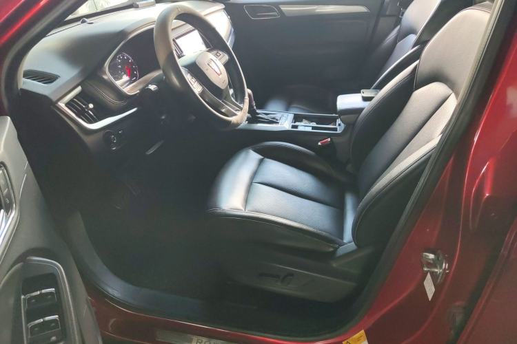 Used Roewe RX5 2016 20T Two-Wheel Drive Automatic Internet Smart Edition
